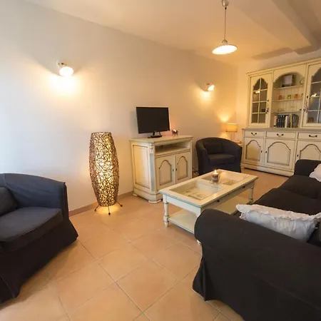 Le Relais De Pigasse Ouveillan